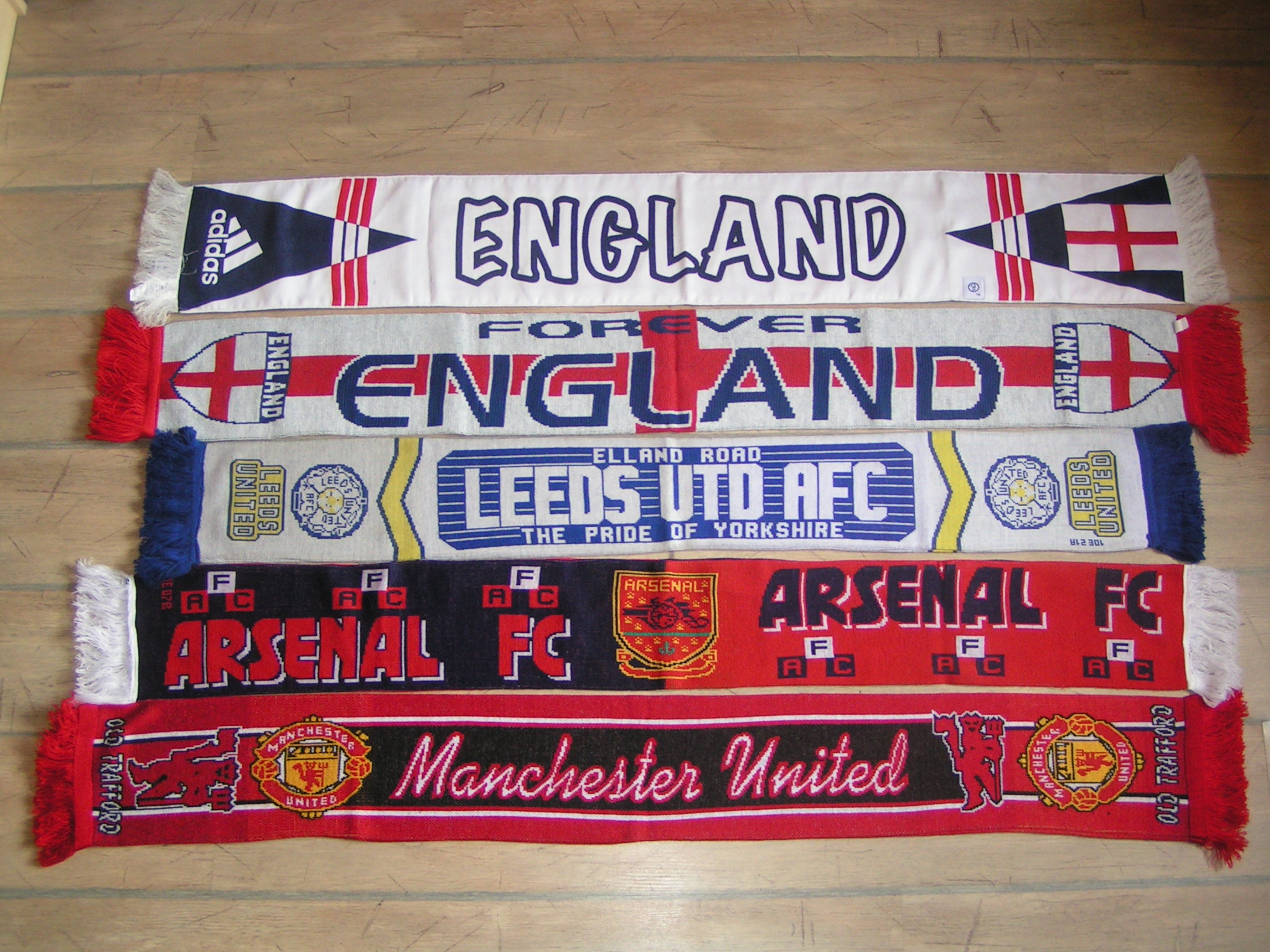 ENG national team (2), Leeds United, Arsenal, Manch. United